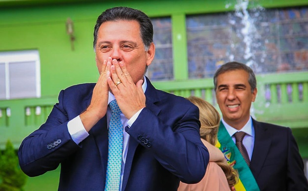Marconi mantém universo político ao seu redor mesmo após saída do governo