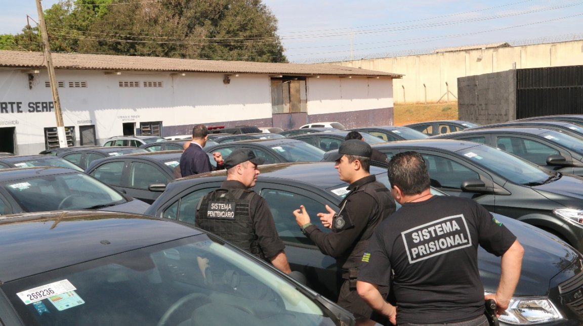 Unidades prisionais recebem 42 novos veículos