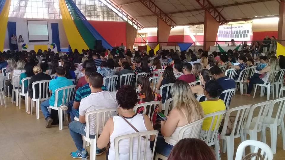 Prefeitura de Águas Lindas promove encontro regional para discussão da Base Curricular