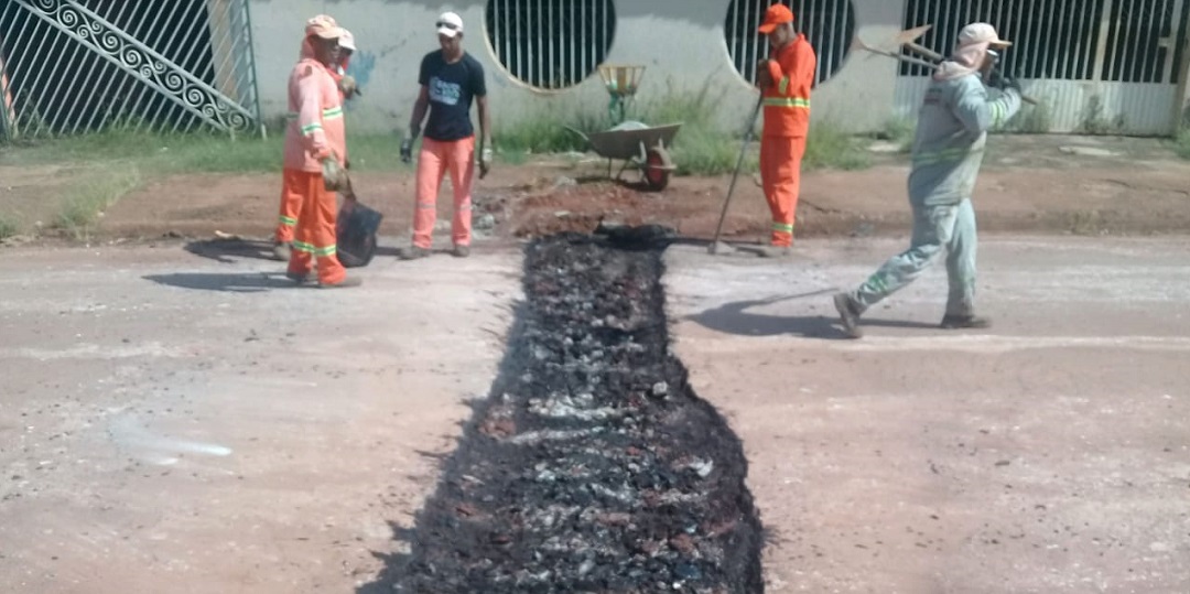 Bairro Setor 2 recebe recuperação asfáltica em Águas Lindas