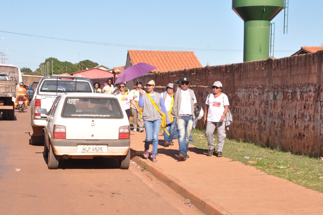 Campanha Manejo Ambiental tem intensificado ações contra a dengue emÁguas Lindas