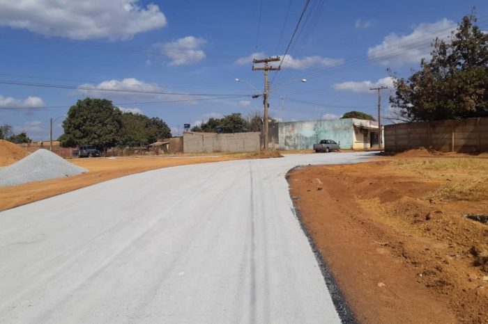 Jardim Brasília 2 e Condomínio Embaixador recebem recuperaçãoasfáltica