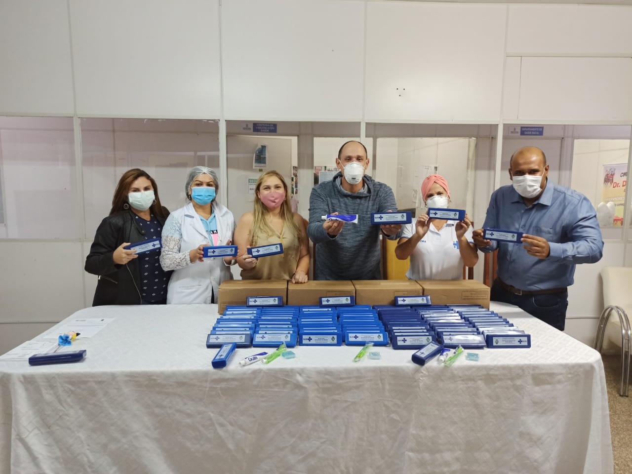 Kits de higiene bucal foram entregues no Hospital Municipal Bom Jesus e no Hospital de Campanha em Águas Lindas
