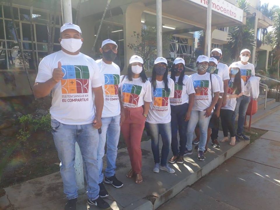 DOAR SANGUE SALVA VIDAS