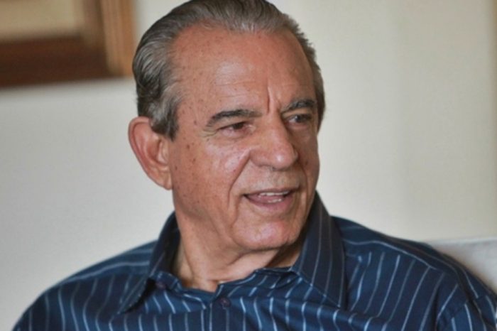 Iris recebia pessoas no escritório quando sentiu-se mal, diz assessoria