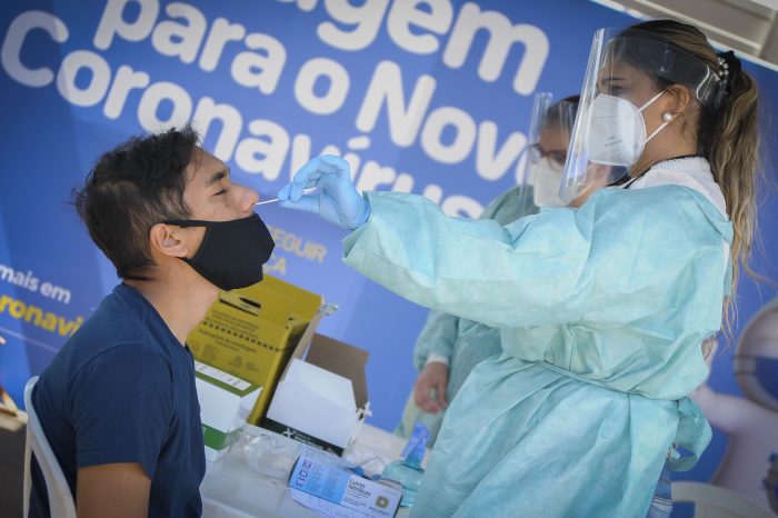 Plano Nacional de Testagem para a covid-19 começa pelo DF