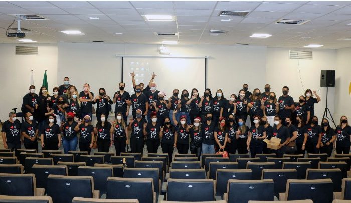 Formados 57 servidores do GDF no curso de Libras
