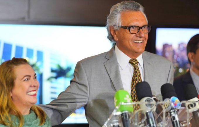 Governador Ronaldo Caiado injetará mais de 1 bilhão na economia Goiânia com a antecipação da folha de dezembro.