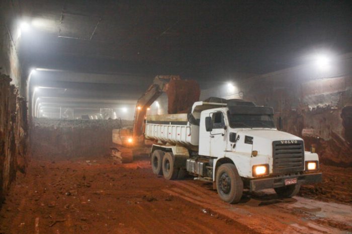 Escavação de passagem subterrânea do Túnel de Taguatinga está em fase final