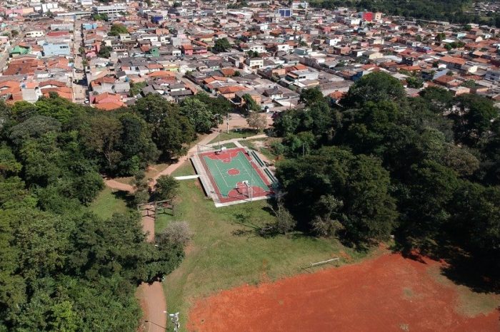 São Sebastião vai ganhar novo campo sintético no Parque do Bosque