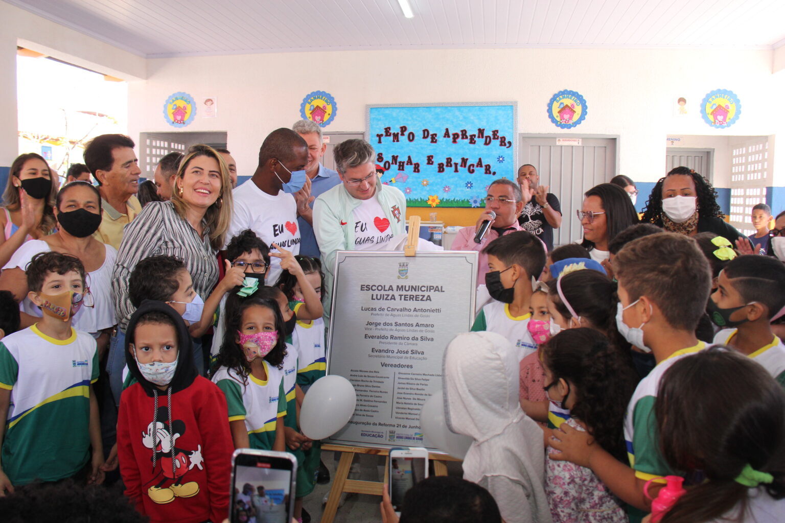 Prefeitura conclui reforma da Escola Municipal Luiza Tereza
