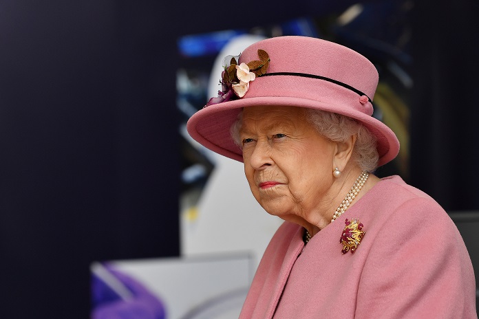 Rainha Elizabeth II será enterrada 10 dias após sua morte