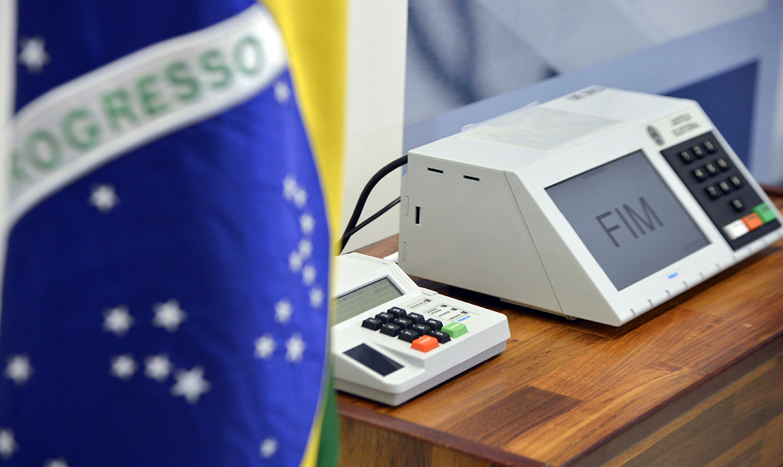 Ministério Público apura fraudes em pesquisas eleitorais autofinanciadas