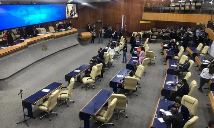 Cinco vereadores criam Bloco Parlamentar Vanguarda na Câmara Municipal de Goiânia