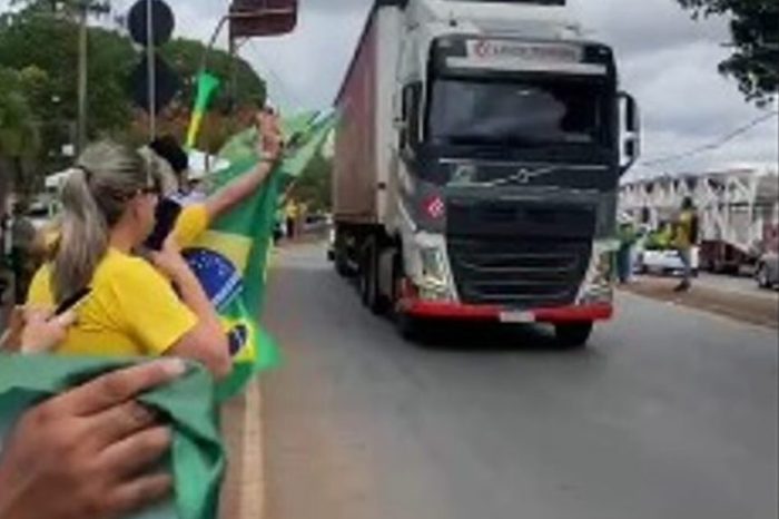 Número de bloqueios cai em todo país; seis estados têm ocorrências
