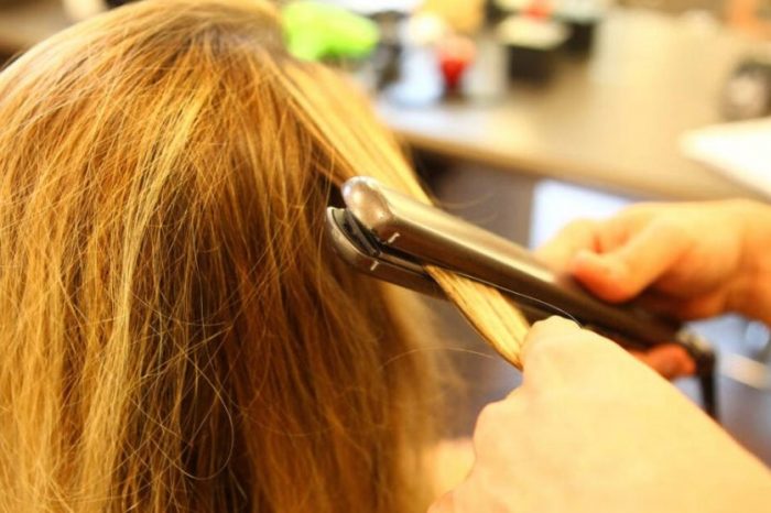Produtos para alisar o cabelo podem estar ligados a um maior risco de câncer de útero