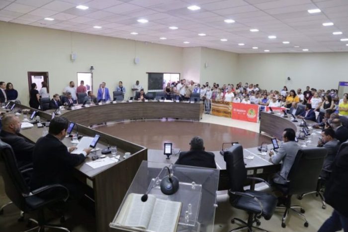 Vereadores aprovam piso nacional para agentes da saúde em Aparecida de Goiânia