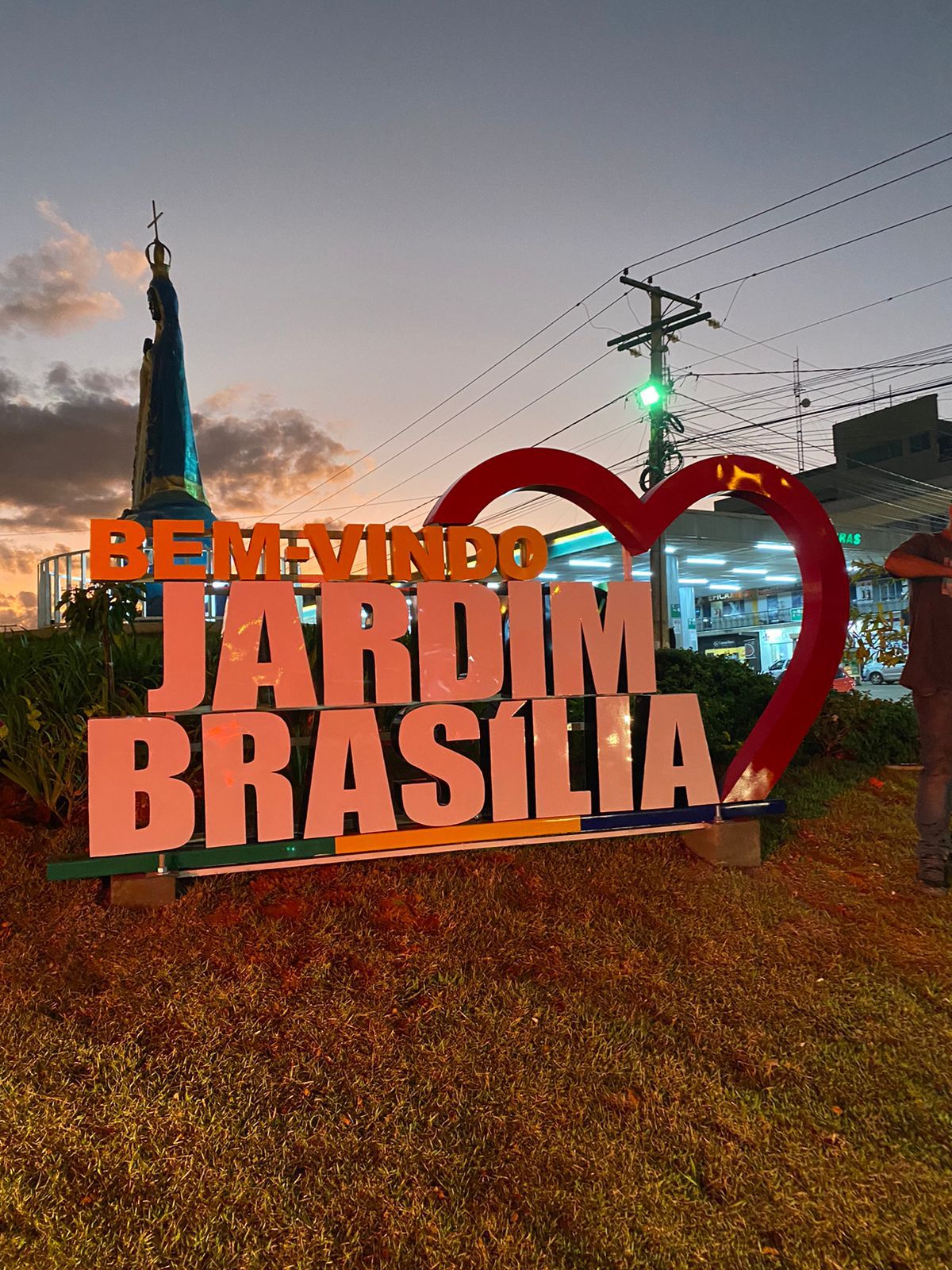 Águas Lindas ganha placas de sinalização dos bairros
