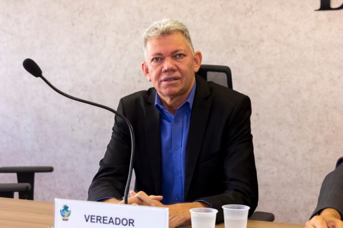 Vereador James Farias aprova projeto que proíbe a venda e a queima de fogos de artifício de  estampido (barulho excessivo) em Águas Lindas de Goiás