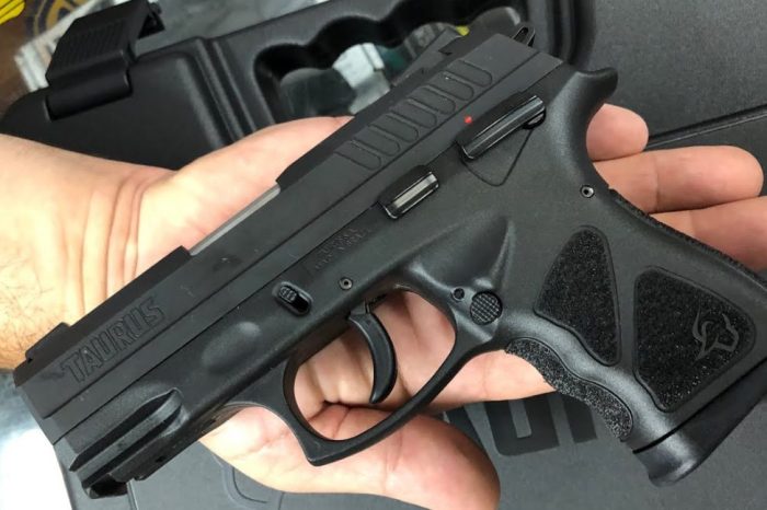 Transição quer fim do porte de trânsito de CACs e barrar pistola 9 mm
