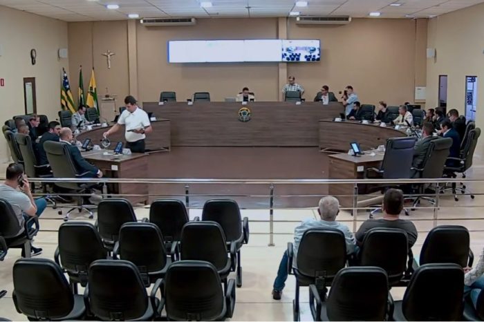 Alteração ao Orçamento de Aparecida passa em sessão extraordinária