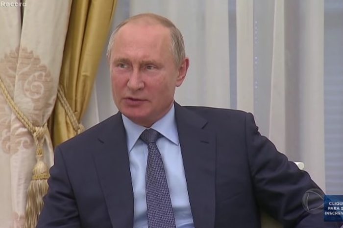Rússia volta a atacar Kiev em dia de encontro de Putin com ditador da Belarus
