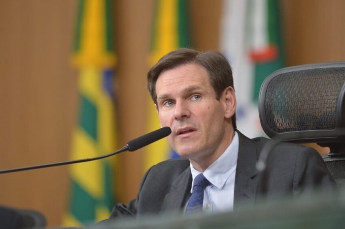 Aumento de salário e Código Tributário: pautas polêmicas fecham trabalhos da Alego e Câmara em 2022
