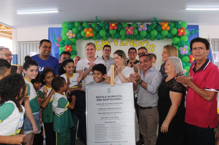 Prefeitura Municipal de Águas Lindas entrega sua 31º escola reformada