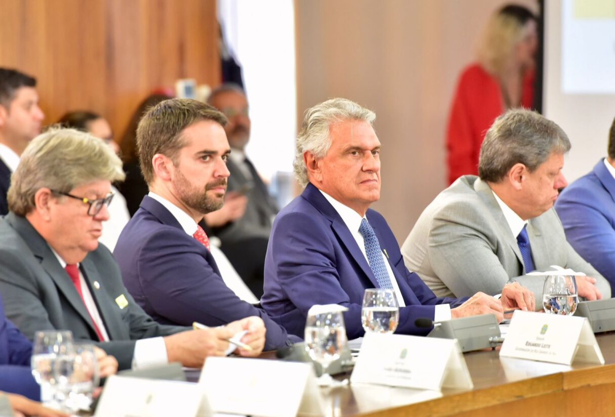 Caiado se reúne com presidentes da Câmara e do Senado nesta terça