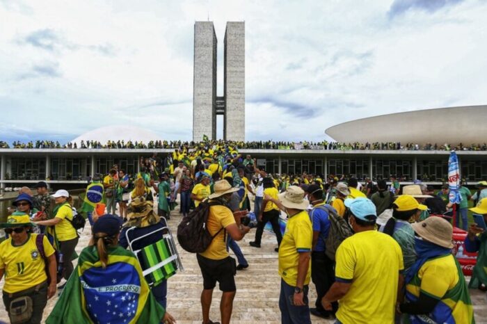 Moraes quer pena ‘padrão’ de 17 anos para mais seis bolsonaristas do 8 de janeiro