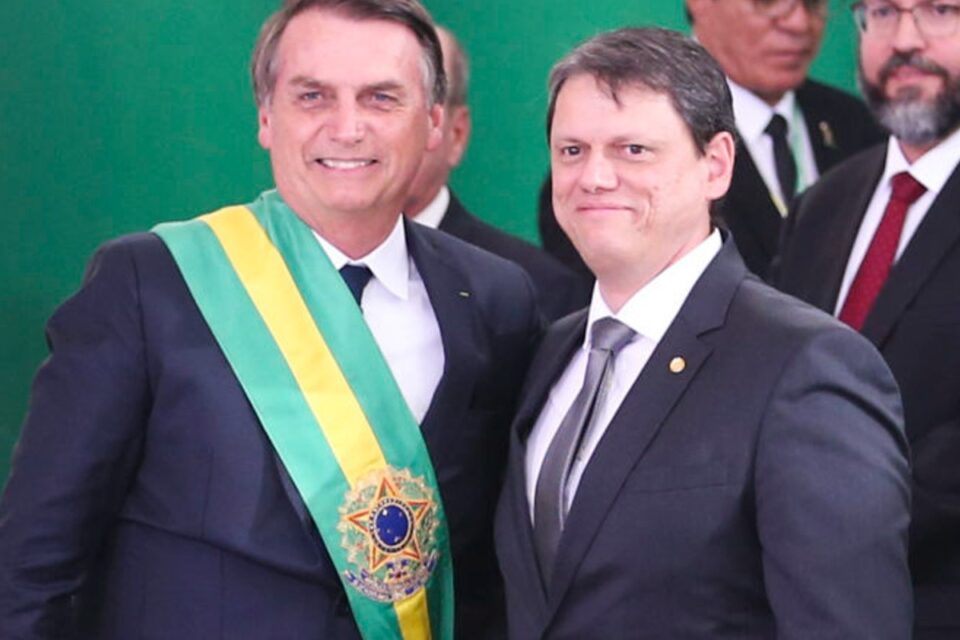 Bolsonaro crítica gestão de Tarcísio em SP e diz que aliado ‘dá suas escorregadas’