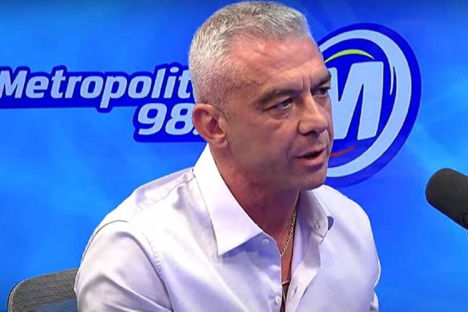 Alexandre Correa passa mal durante entrevista após rever acusações de Ana Hickmann; vídeo