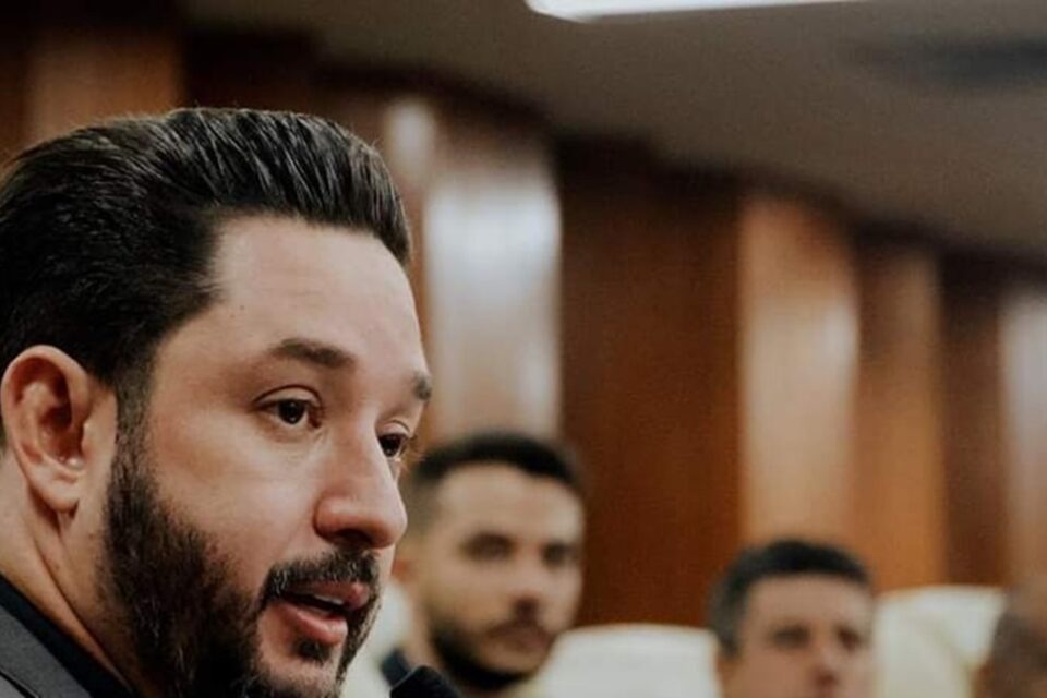 Câmara de Goiânia elege Thialu Guiotti vice-presidente por unanimidade