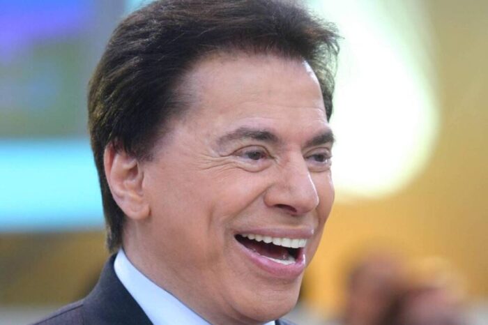 Silvio Santos volta a ser internado no hospital Albert Einstein, em SP