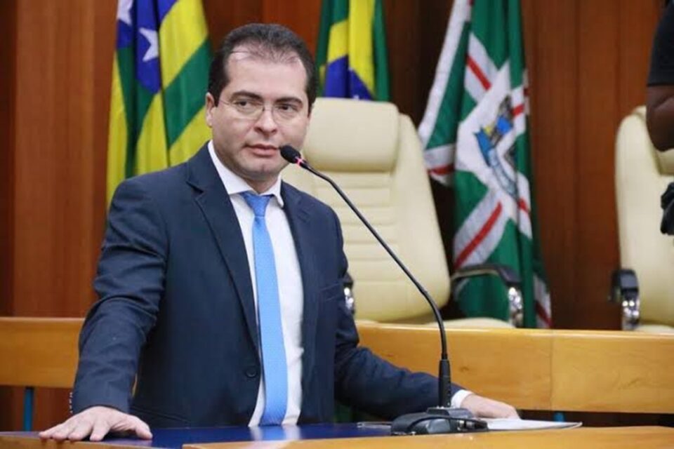 Oséias Varão diz que relação com Mabel será independente e vê potencial em Vitor Hugo na eleição da Câmara