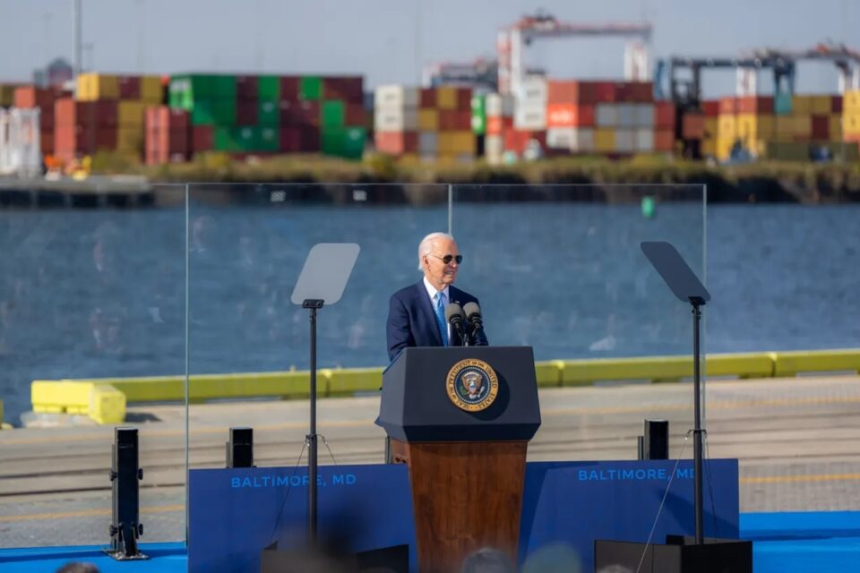 Biden promete transição pacífica e diz que eleição foi ‘justa, honesta e transparente’