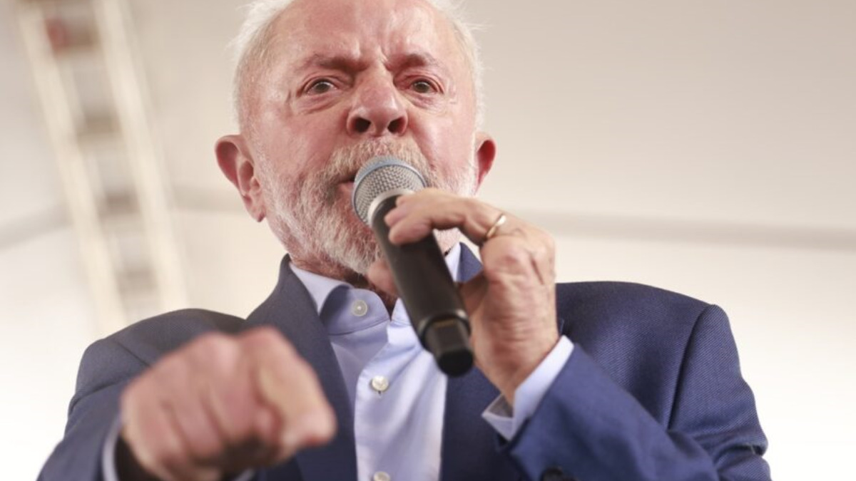 Decreto de Lula cria novas regras para uso de força pelas polícias