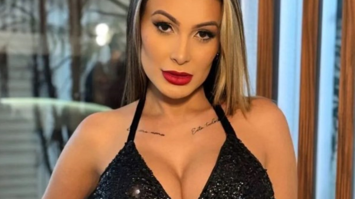 Andressa Urach diz que pegaria Bolsonaro: ‘tiozinho bonitinho’