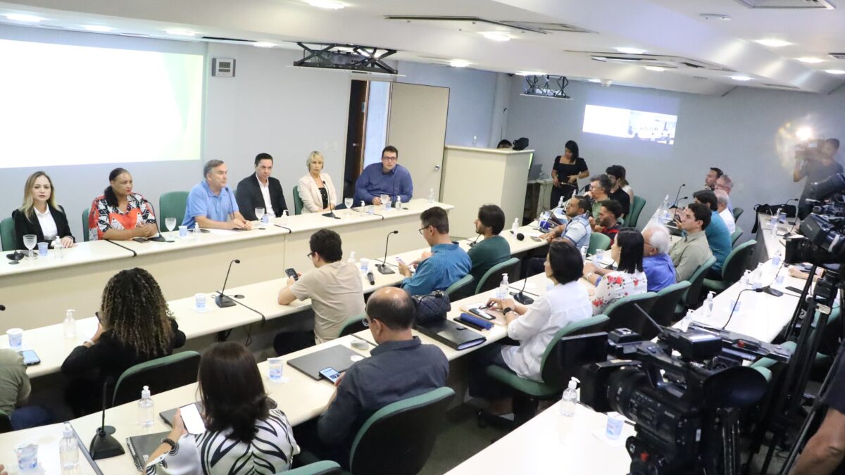 Mabel confirma Erizânia, Zilma e Uugton na equipe de secretários