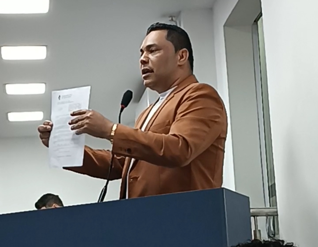 Vereador Baiano dos Cocos apresenta projeto para ofertar ônibus exclusivo para mulheres no Transporte Público de Águas Lindas de Goiás