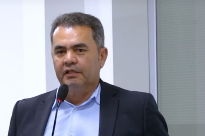 Vereador França Castro: Trabalho sério e Compromisso com Águas Lindas