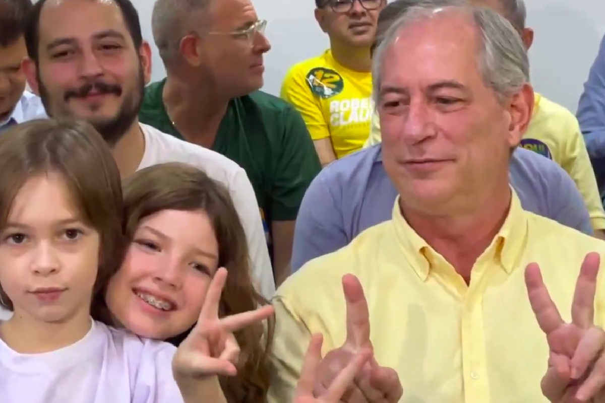 Ciro diz que Lula usou Lupi como fusível e defende PDT fora do governo