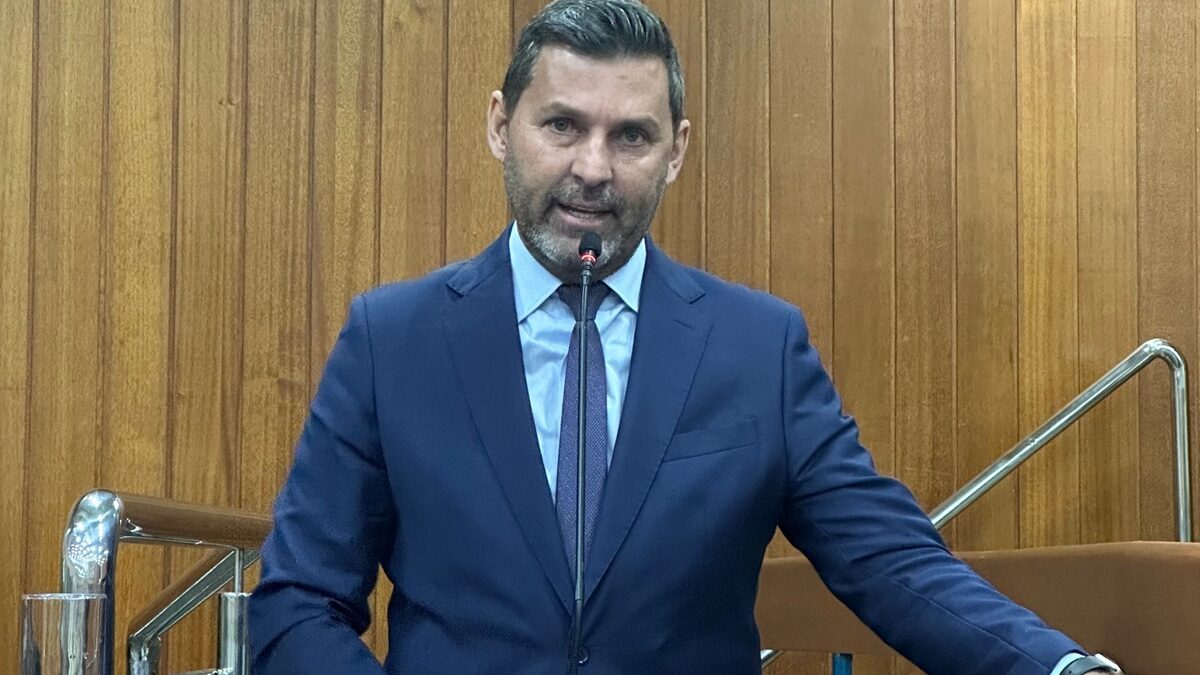 Kowalsky acusa “armação” e pede medida protetiva contra vereador Sargento Novandir