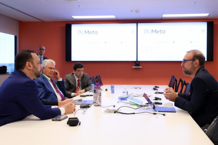 Caiado discute parcerias com vice-presidente de políticas públicas da Meta