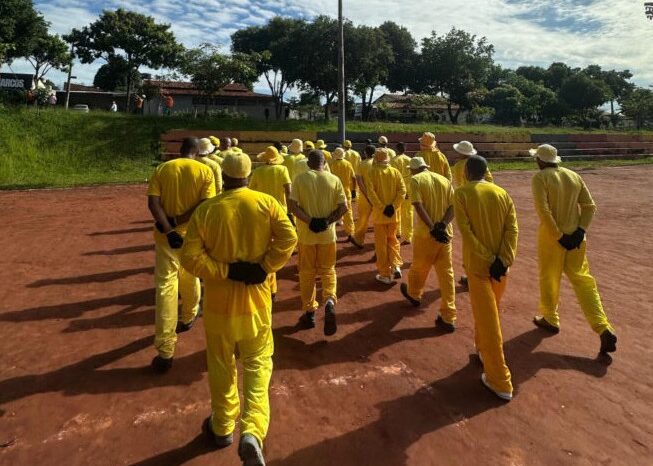 Reeducandos reforçam limpeza urbana em mais de 40 municípios