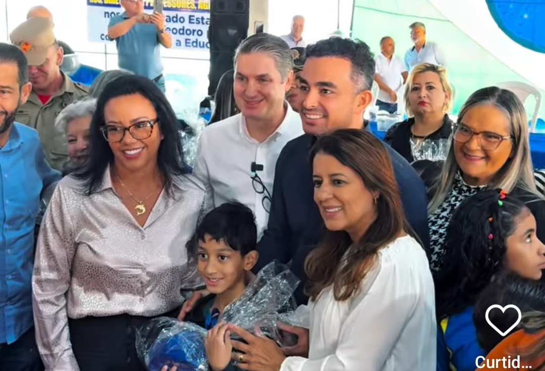 Fábio Campos e Dr Lucas entregam 50 mil uniformes e entram para a história da educação em Águas Lindas