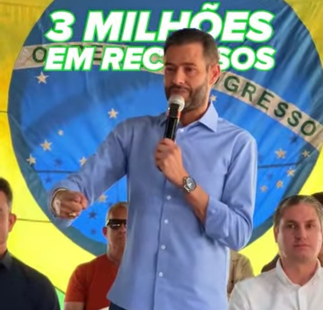 📚 Deputado Anderson Teodoro investe R$ 3 milhões  na educação de Águas Lindas e promete mais para o ano que vem.
