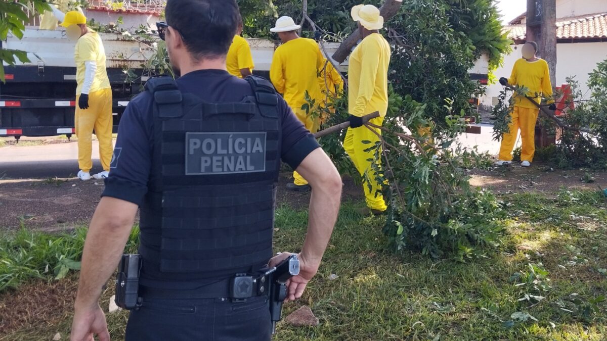 Goiás quer aumentar em 50% o número de presos trabalhando até 2026
