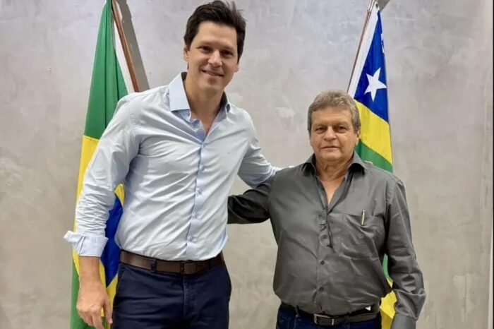 Prefeito do PSDB declara apoio a Daniel Vilela na disputa pelo governo em 2026