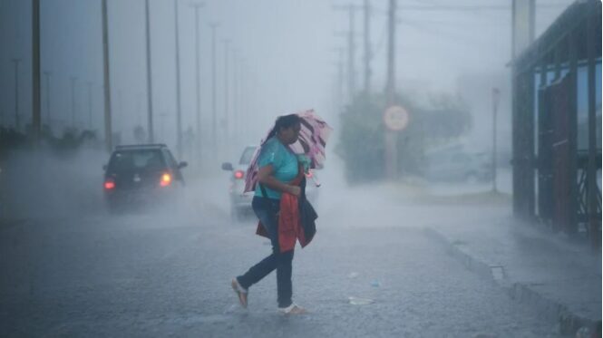 Ciclone deve trazer chuva forte a todas as cidades de Goiás neste sábado